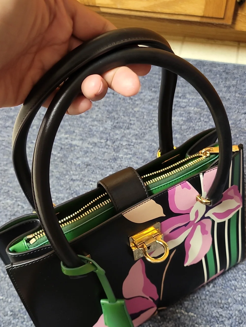 Rare Salvatore Ferragamo Black Floral Tote Bag with Pink Accent - Picture 10 of 14